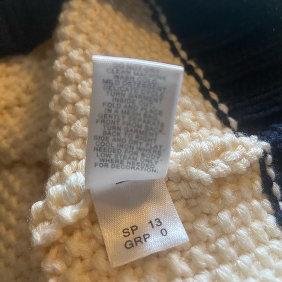 St John Sweater - Picture 8 of 8